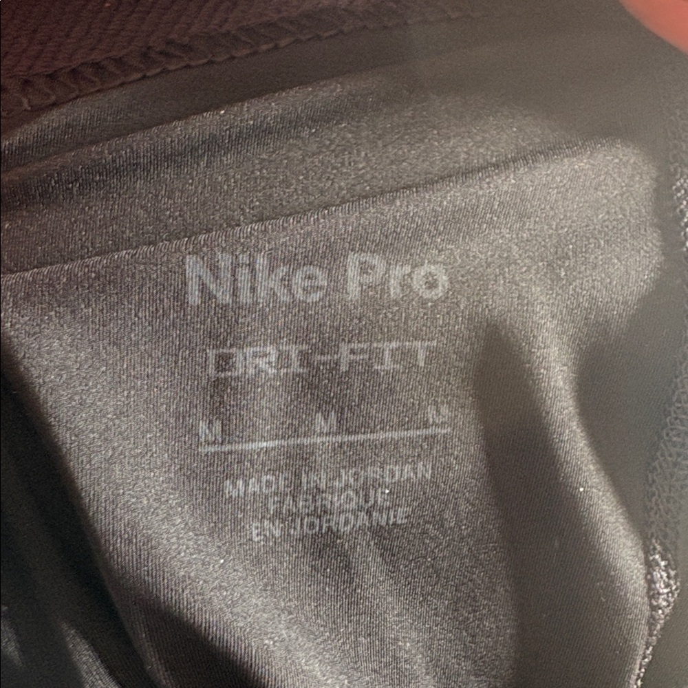 Nike Women’s Athletic Set Sports Bra + Leggings Black Grey Gym Workout Outfit - Picture 2 of 3